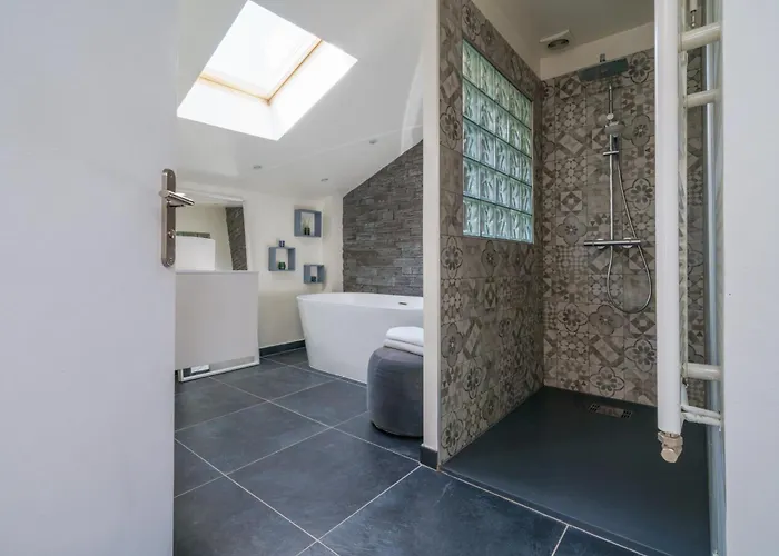 Дом отдыха Atelier Loft Proche Halles