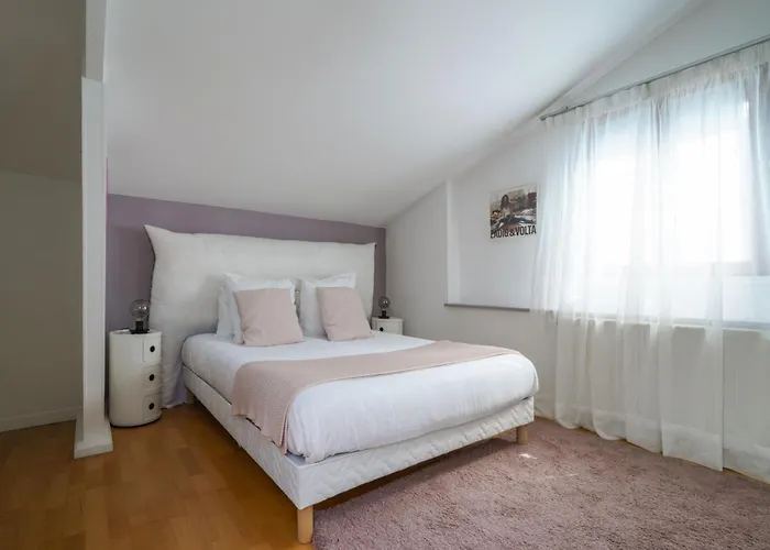 Дом отдыха Atelier Loft Proche Halles